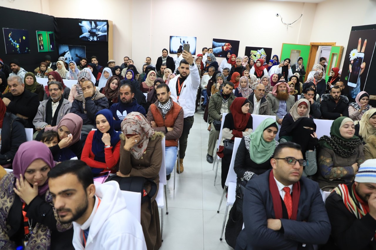 حملة صحوة لمناهضة الابتزاز الالكترونى